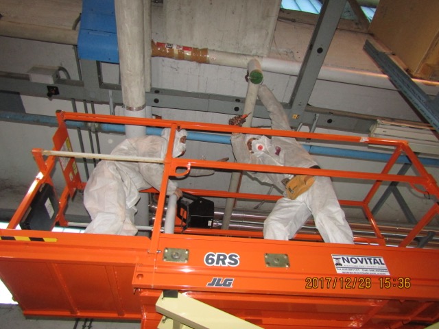 Messa in sicurezza di tubazioni aeree all’interno di un ambiente lavorativo tramite copertura con vernice elastomerica isolante